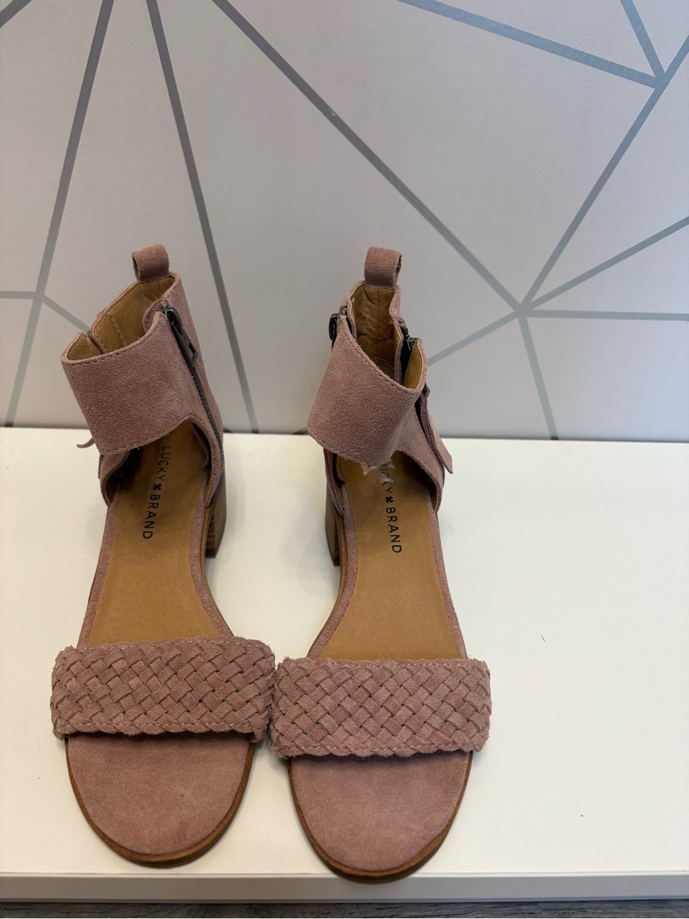 Lucky Brand Women's Shoe Nichele size 6.5 in Dusty Rose